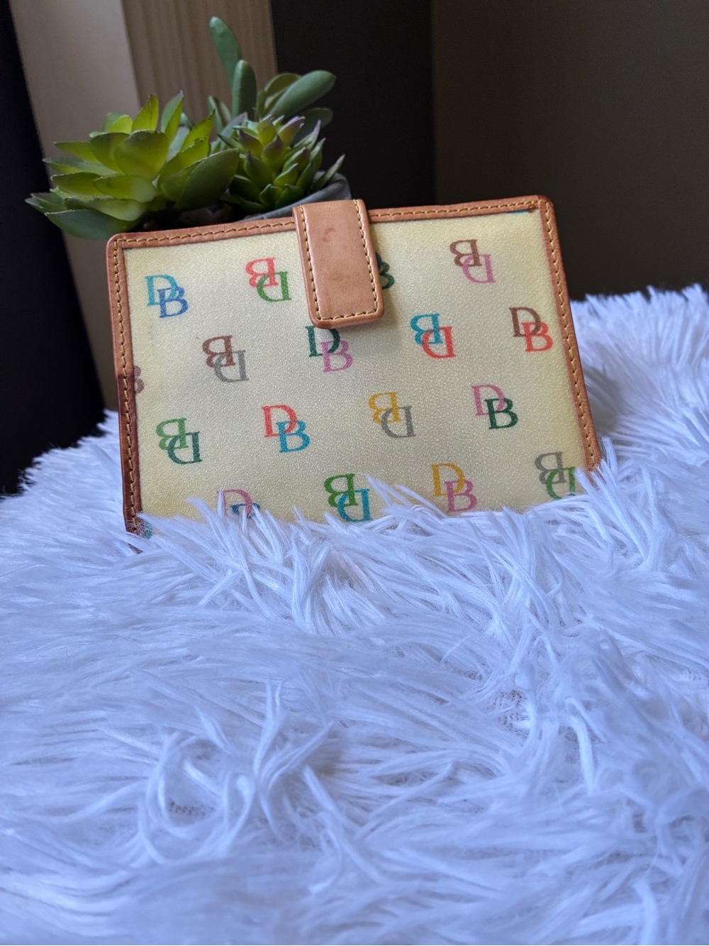 Dooney & Bourke Rainbow Wallet 💛 - Picture 2 of 9
